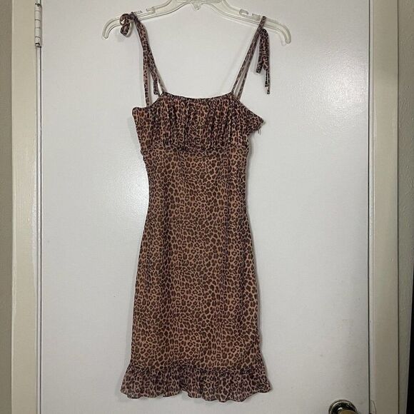 NEW! Tiger Mist Mona Leopard Mini bodycon ruffle hem dress size Small - Picture 6 of 6